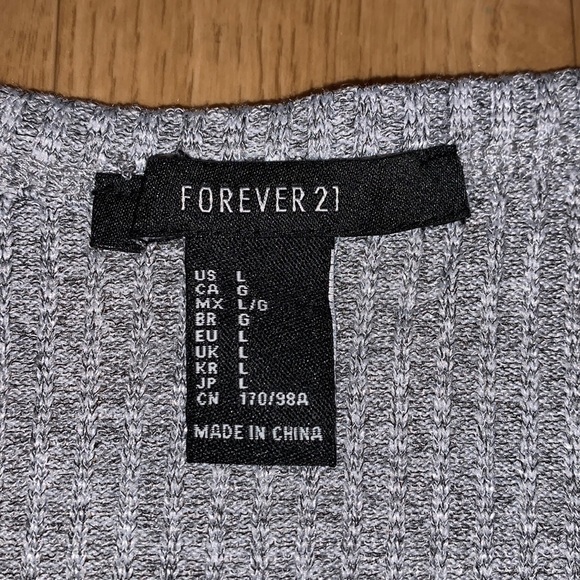 forever 21 - t-shirt - Picture 4 of 4
